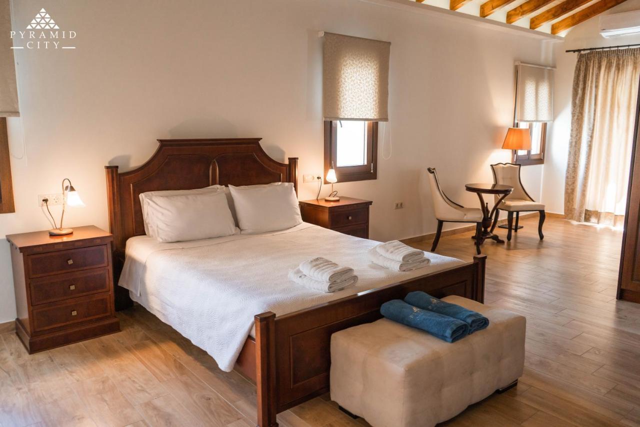 Luxury Villa Hera - Beachfront Roda  Dış mekan fotoğraf